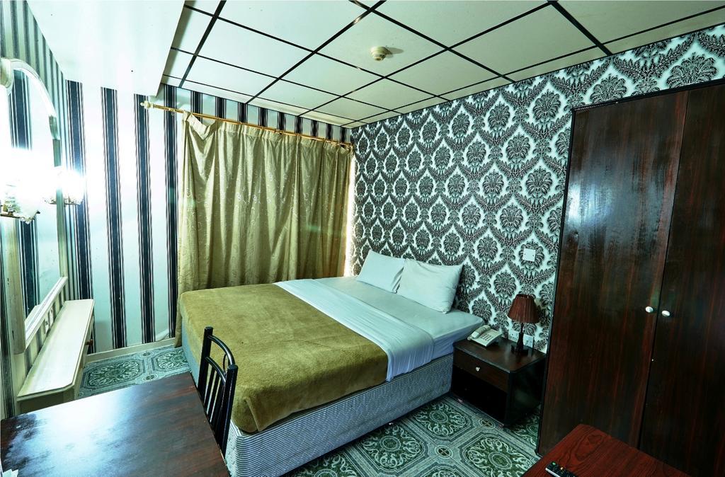 West Hotel Dubai Exterior photo